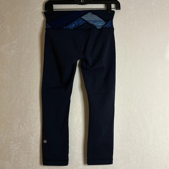 Lululemon Wunder Under Crop III Tight Women's Hero Blue Inkwell Samba Snake 4 - Picture 6 of 12